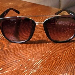 Tahari Sunglasses